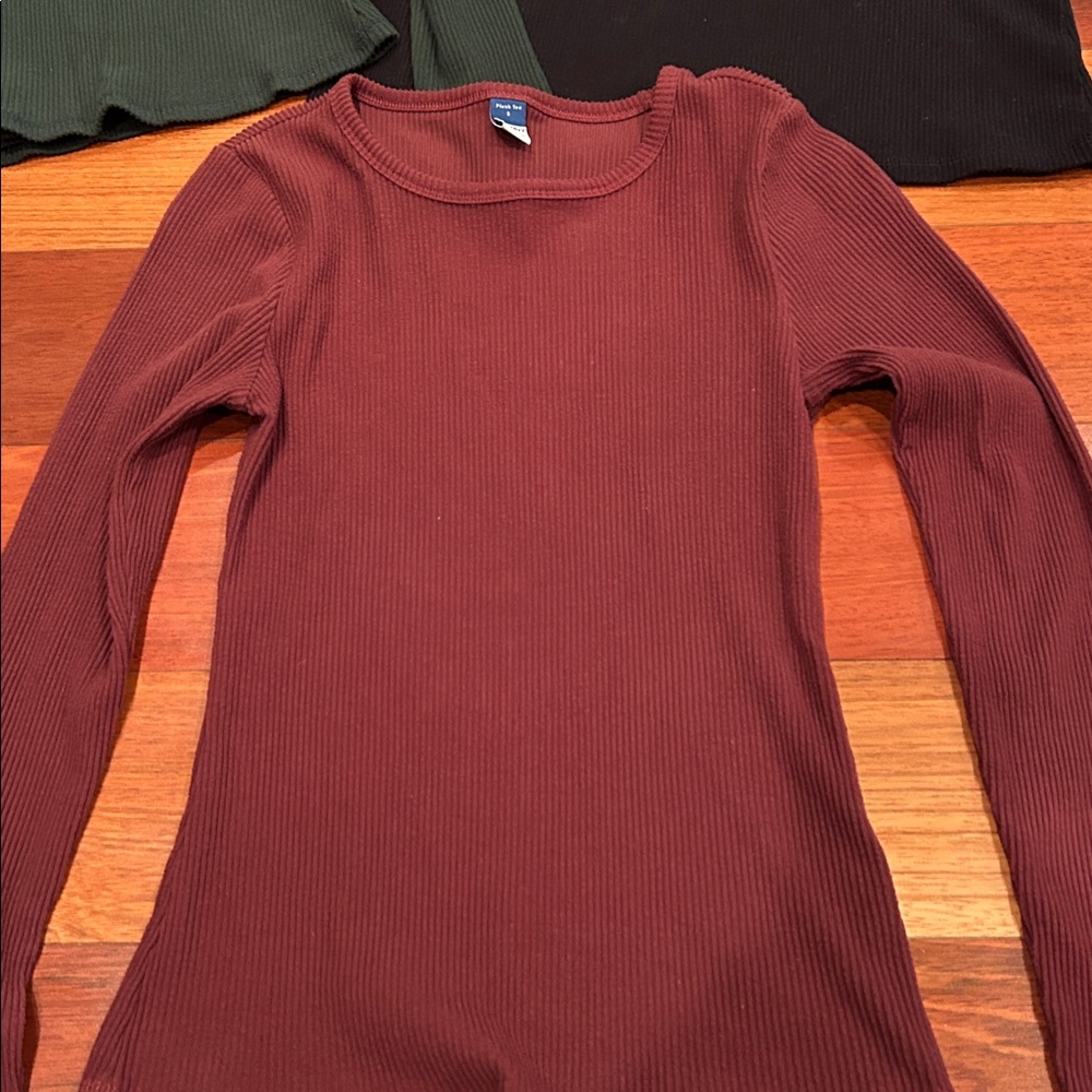 3 size small old navy long sleeve plush tee 2 are new with tags - Picture 2 of 11